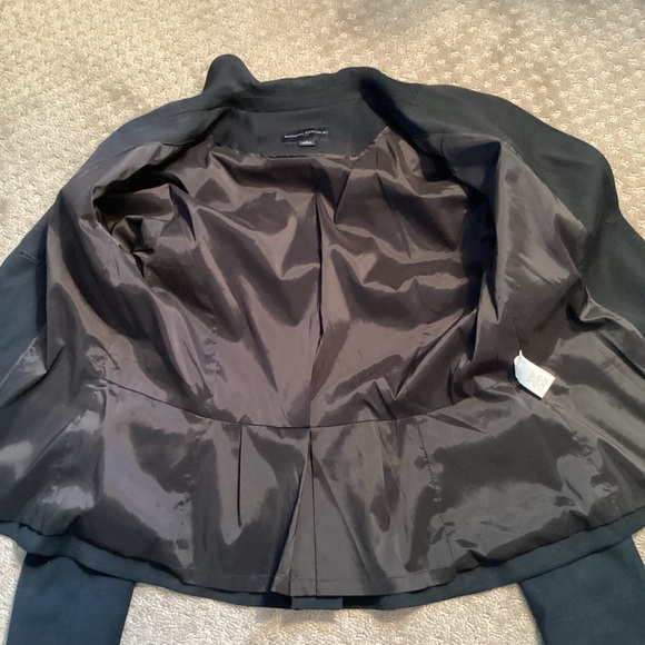 Banana Republic Factory Woman’s suit,blazer & skirt,pleated back & kick pleat, 6 - Picture 11 of 13